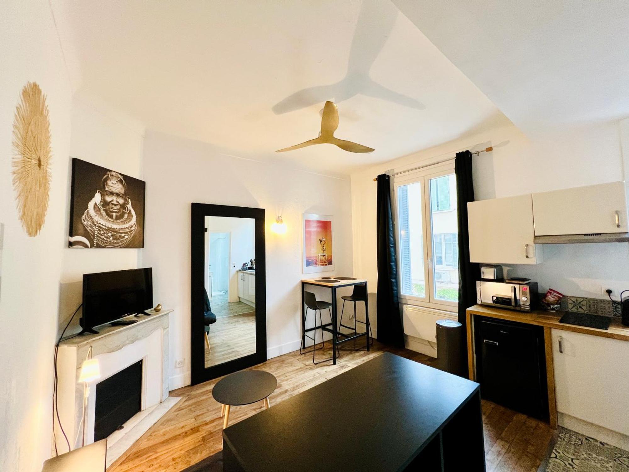 Studio Coeur De Ville - Proximite Plages Et Palais Des Festivals Cannes Ngoại thất bức ảnh